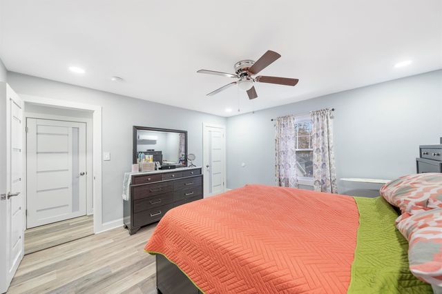 61-63 KEER AVE, Newark, NJ 07112