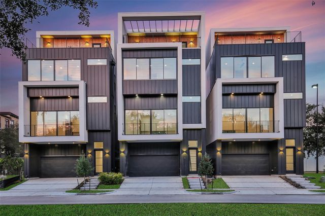 709 Memorial Heights Drive, Houston, TX 77007