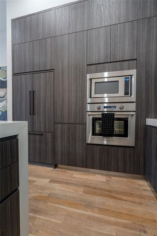 709 Memorial Heights Drive, Houston, TX 77007