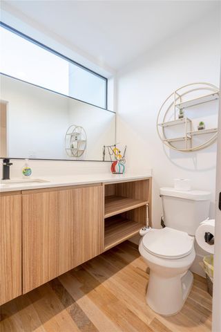 709 Memorial Heights Drive, Houston, TX 77007