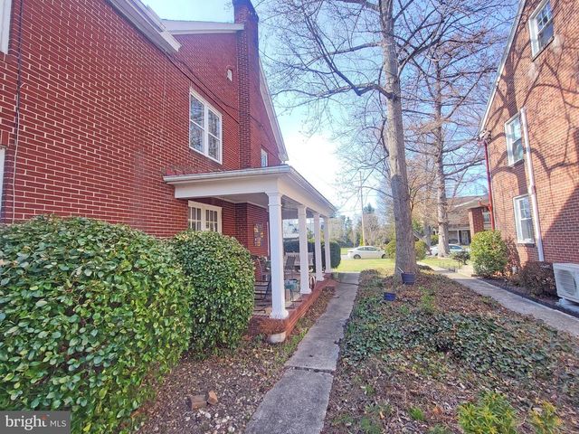 1428 ALEXANDER AVE, Chambersburg, PA 17201