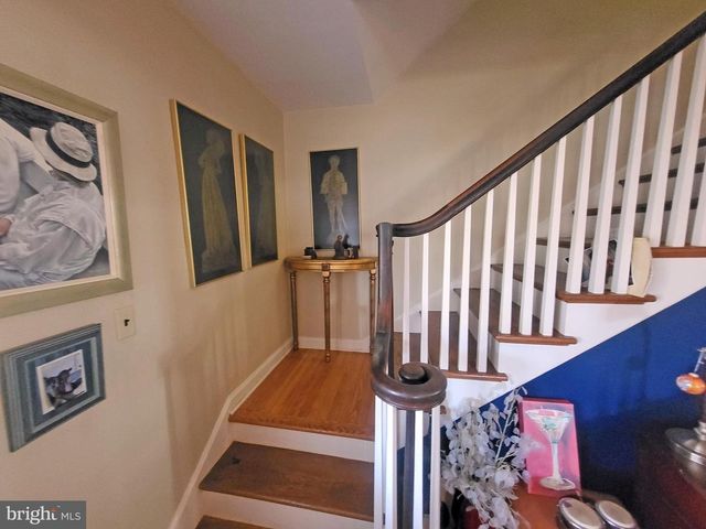 1428 ALEXANDER AVE, Chambersburg, PA 17201