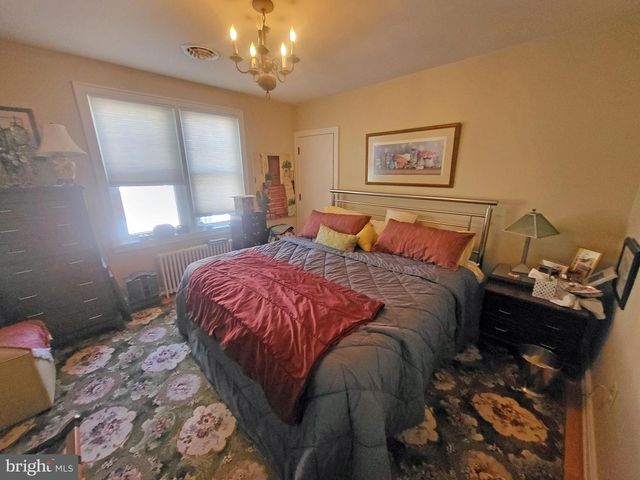 1428 ALEXANDER AVE, Chambersburg, PA 17201