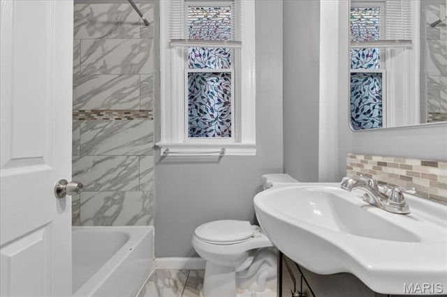 4331 Gannett Street, St Louis, MO 63116