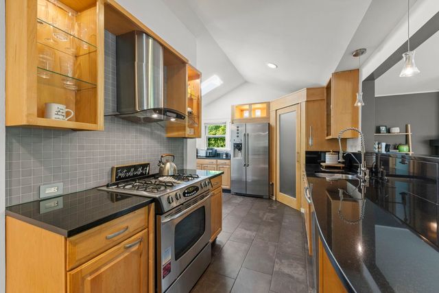 21W363 Walnut Road, Glen Ellyn, IL 60137