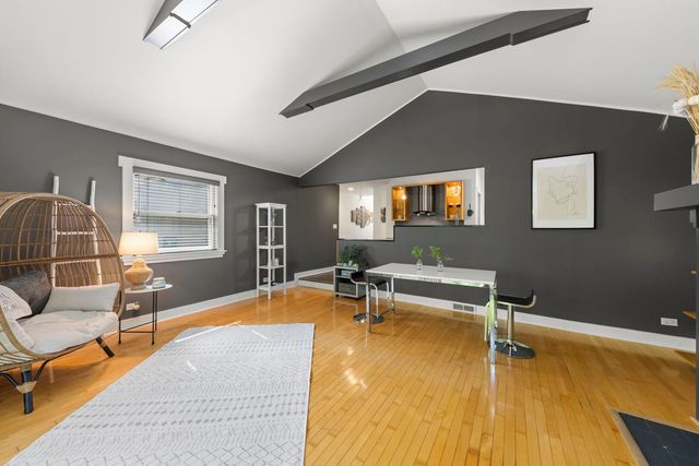 21W363 Walnut Road, Glen Ellyn, IL 60137