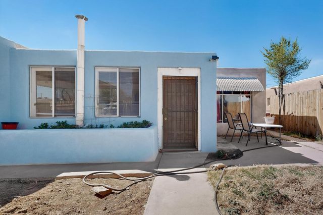 123 Charleston Street SE, Albuquerque, NM 87108