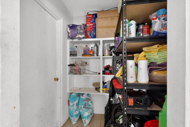 123 Charleston Street SE, Albuquerque, NM 87108