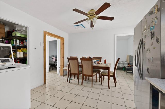 123 Charleston Street SE, Albuquerque, NM 87108