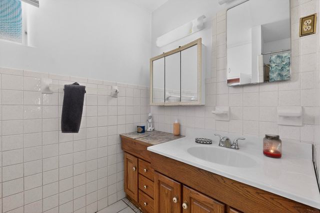 123 Charleston Street SE, Albuquerque, NM 87108