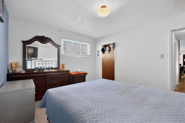 123 Charleston Street SE, Albuquerque, NM 87108