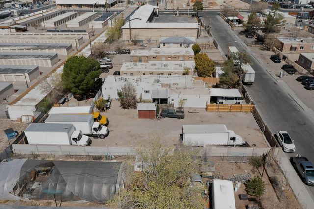 123 Charleston Street SE, Albuquerque, NM 87108