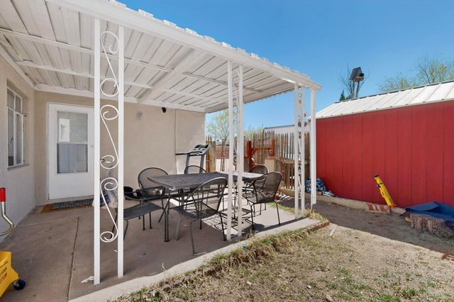 123 Charleston Street SE, Albuquerque, NM 87108