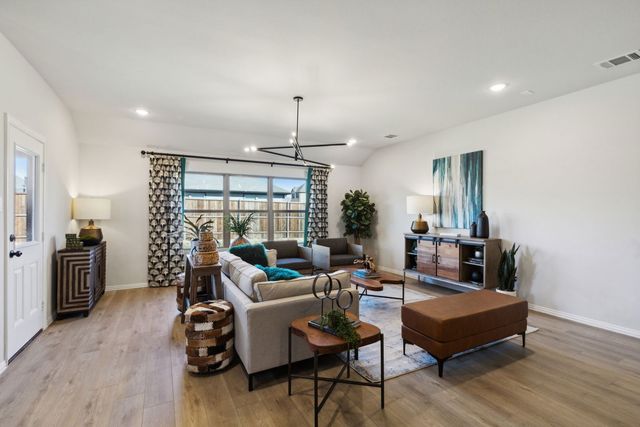 540 Stone Hollow Drive, Van Alstyne, TX 75495