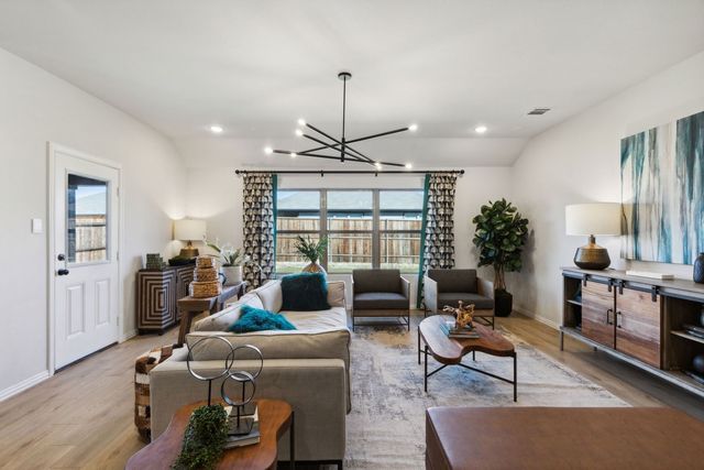 540 Stone Hollow Drive, Van Alstyne, TX 75495