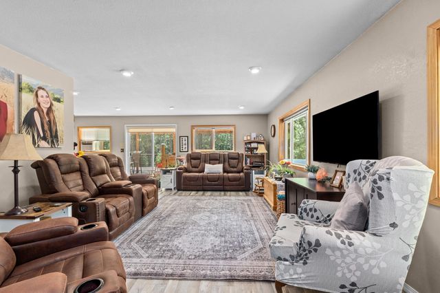 762 Mahoney Rd, Colville, WA 99114