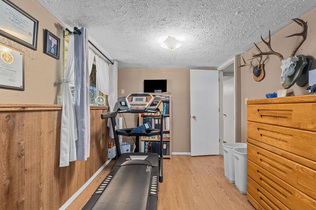 762 Mahoney Rd, Colville, WA 99114