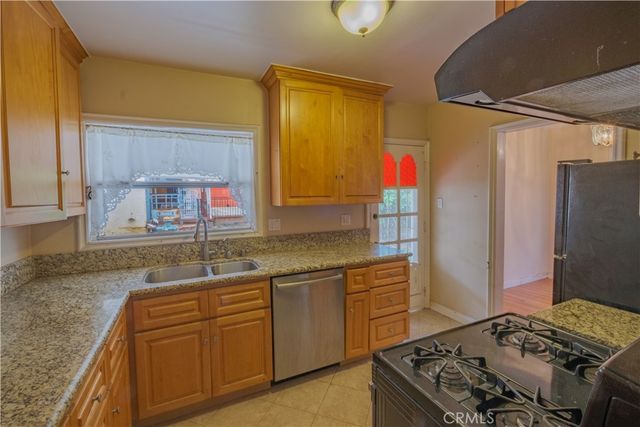 5828 Canobie Ave, Whittier, CA 90601