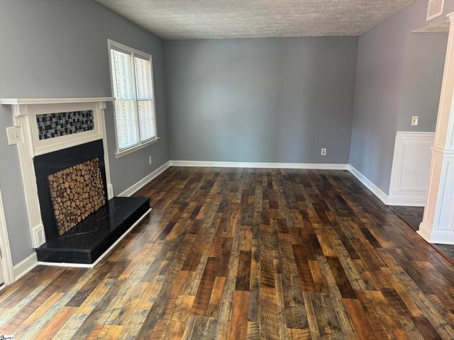 101 Fernridge Drive, Spartanburg, SC 29307