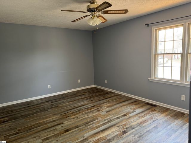 101 Fernridge Drive, Spartanburg, SC 29307