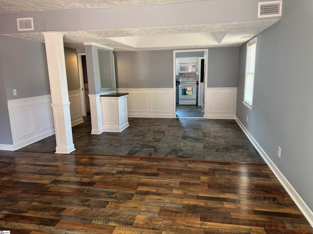 101 Fernridge Drive, Spartanburg, SC 29307