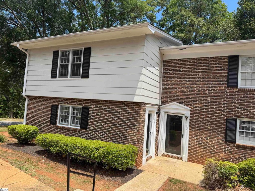 101 Fernridge Drive, Spartanburg, SC 29307