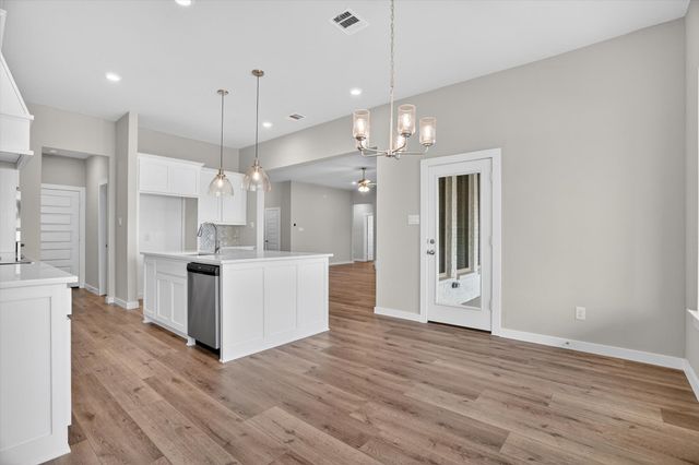 504 Clifton Court, Springtown, TX 76082