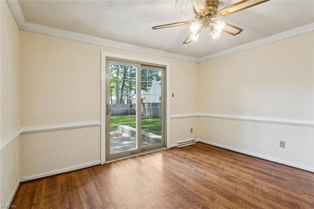 416 Woodberry DR, Chesapeake, VA 23322