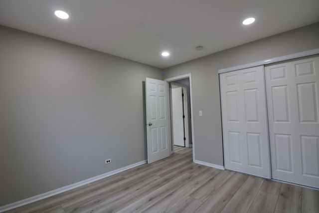 360 Farmingdale Circle 360, Vernon Hills, IL 60061