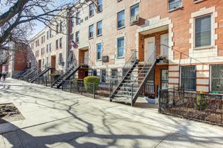 2579 Frederick Douglass Boulevard A, New York (manhattan), NY 10030