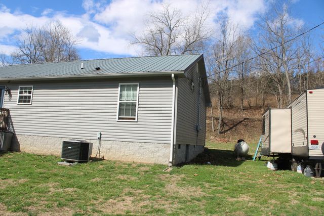 675 State Highway 844, West Liberty, KY 41472
