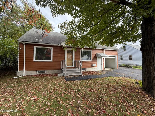 112 Mercer Avenue, Rotterdam, NY 12303