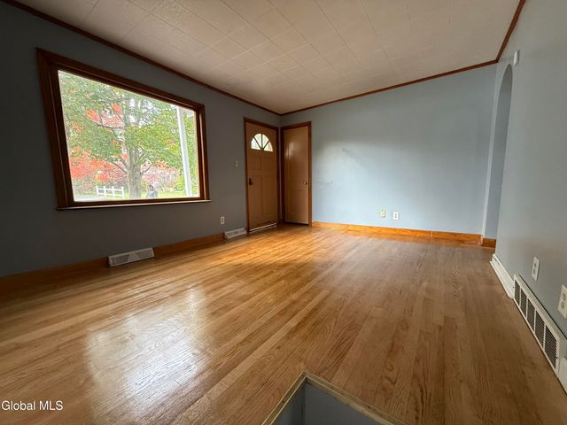 112 Mercer Avenue, Rotterdam, NY 12303