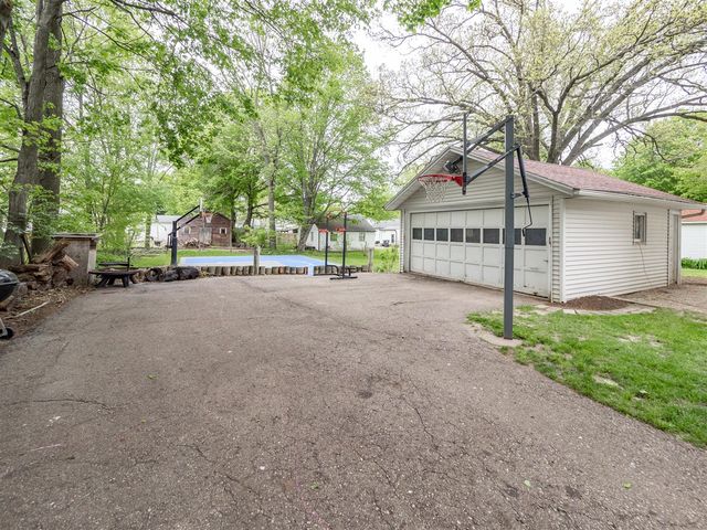 213 E Cass Street, Schoolcraft, MI 49087