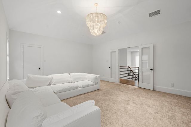 6127 Lakeshore Drive, Dallas, TX 75214