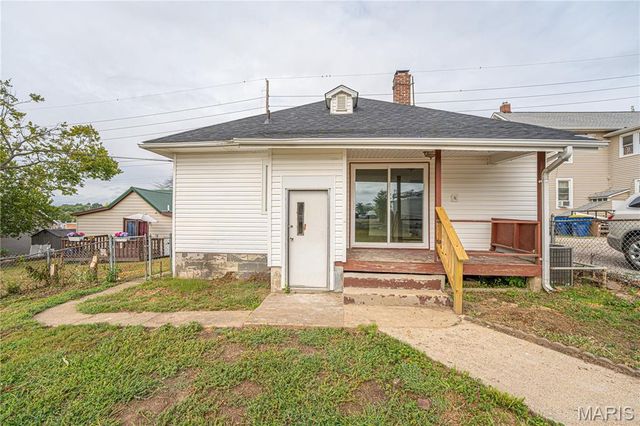 212 N Adams Street, Festus, MO 63028