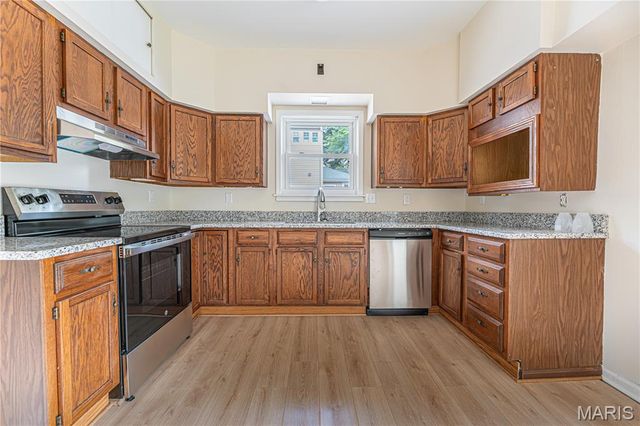 212 N Adams Street, Festus, MO 63028