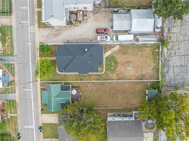 212 N Adams Street, Festus, MO 63028