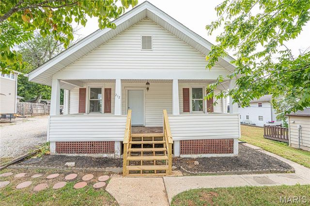212 N Adams Street, Festus, MO 63028