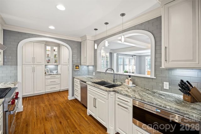 1407 Lilac Road, Charlotte, NC 28209