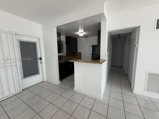 641 Espanola Way 3, Miami Beach, FL 33139