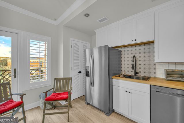 755 E Broad Street 803, Athens, GA 30601