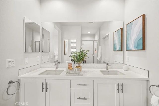 107 Tenor, Irvine, CA 92618