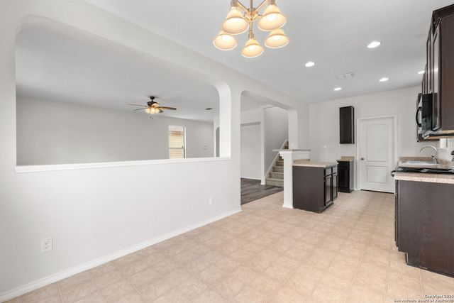 8811 Adhinger, San Antonio, TX 78245