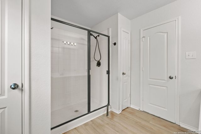 8811 Adhinger, San Antonio, TX 78245