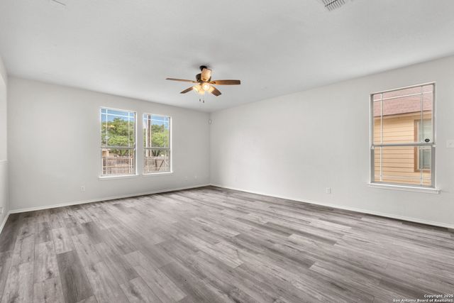 8811 Adhinger, San Antonio, TX 78245