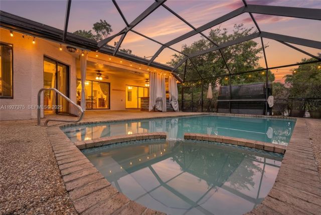 5197 NW 58th Ter, Coral Springs, FL 33067