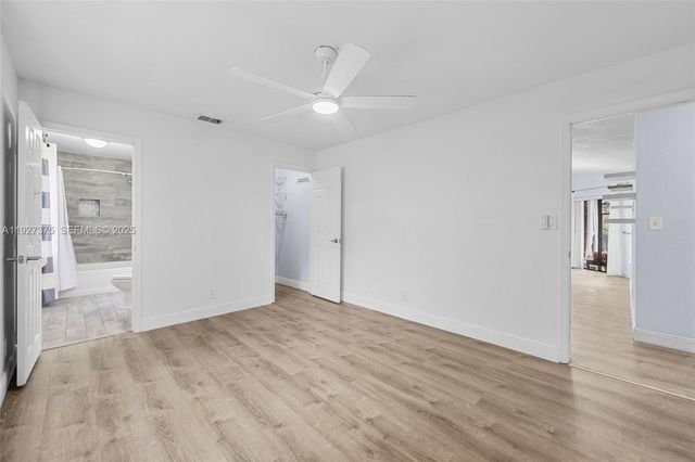 5197 NW 58th Ter, Coral Springs, FL 33067