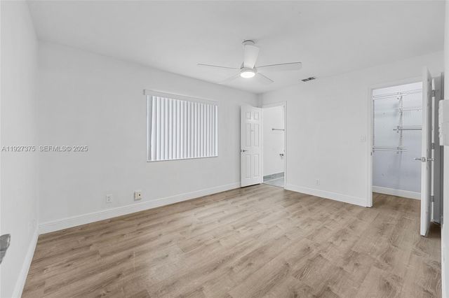 5197 NW 58th Ter, Coral Springs, FL 33067