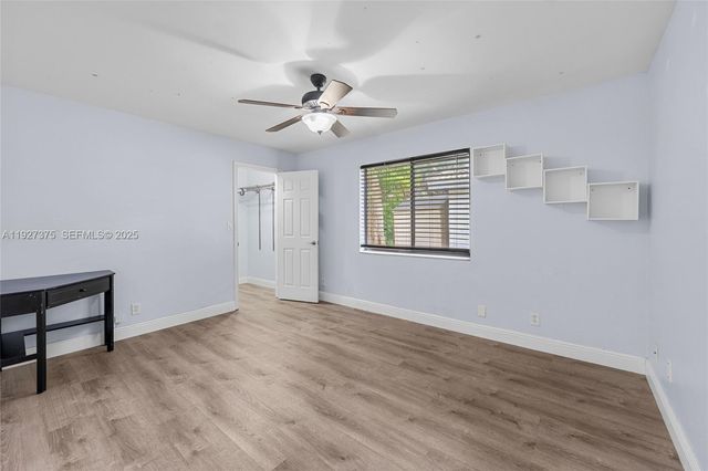 5197 NW 58th Ter, Coral Springs, FL 33067